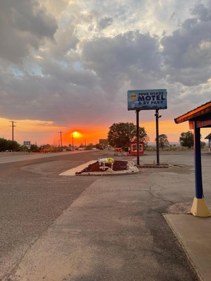 Four Winds Motel & Rv Park Carrizozo Kültér fotó